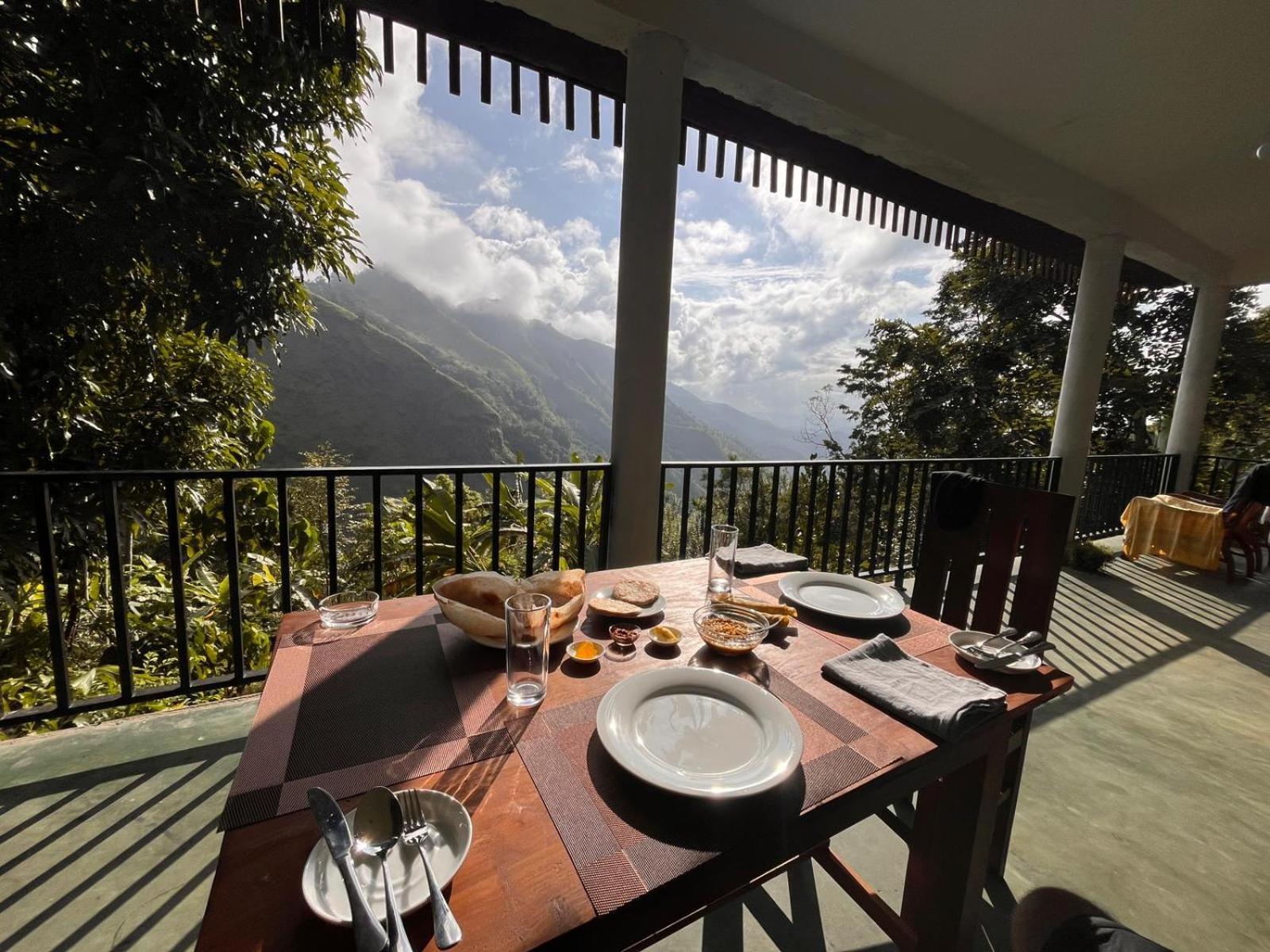 Nature Green Hotels On Rock Home Ella Exterior foto