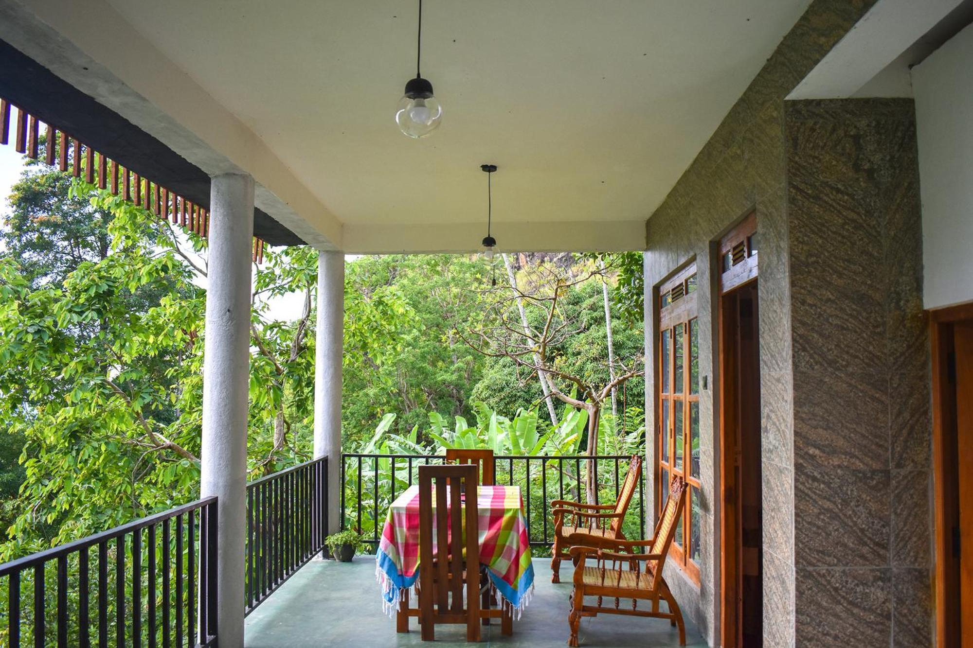Nature Green Hotels On Rock Home Ella Exterior foto